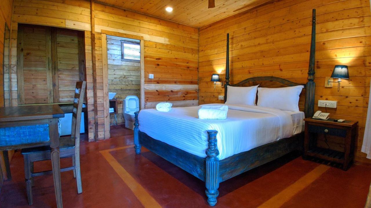Shunyachi Lotusfeet Hotel Morjim Exterior foto