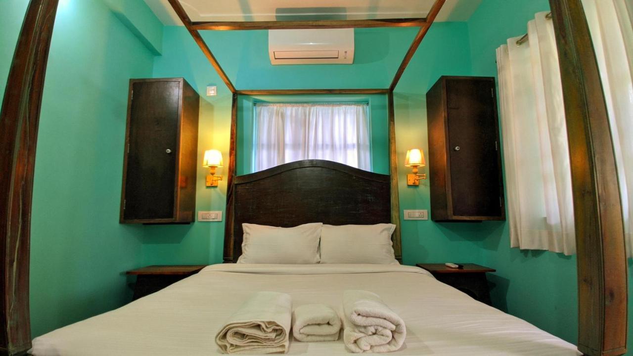 Shunyachi Lotusfeet Hotel Morjim Exterior foto
